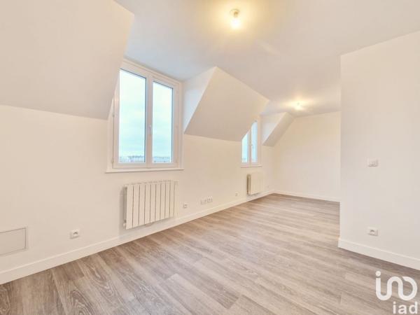 Appartement 2 pièces de 46 m² à Paris (75020)