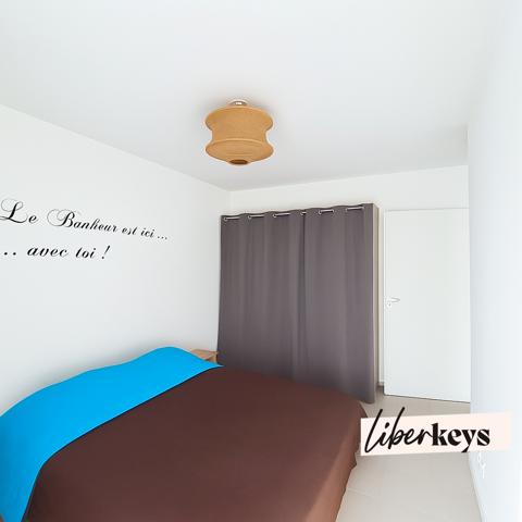 Pavillon cosy avec terrasse, jardin et stationnement – Résidence récente