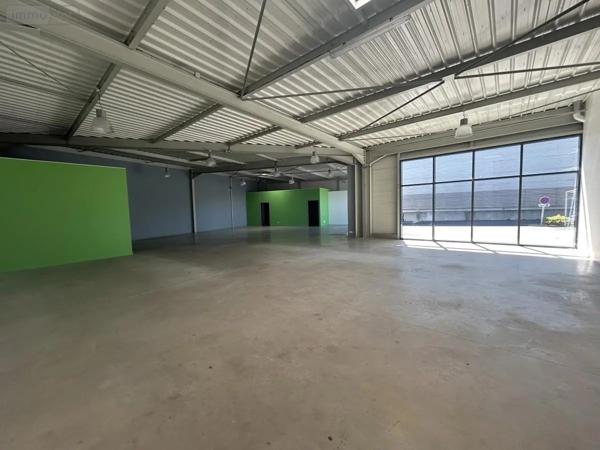 Achat - Fonds et/ou murs commerciaux Laval 53000 600 m 2
