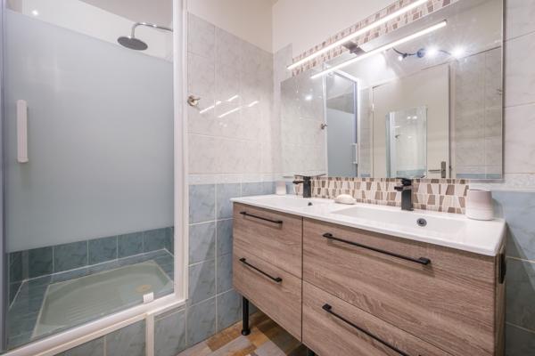 Appartement 6 pièces 97.28 m2