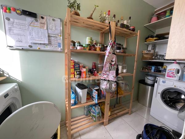 PAVILLON SUR SOUS SOL 6 CHAMBRES, HABITABLE PLAIN PIED