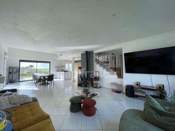 PAVILLON SUR SOUS SOL 6 CHAMBRES, HABITABLE PLAIN PIED