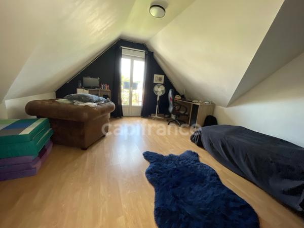 PAVILLON SUR SOUS SOL 6 CHAMBRES, HABITABLE PLAIN PIED
