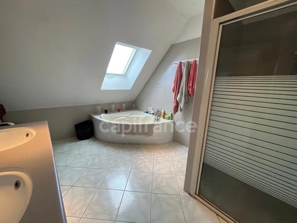 PAVILLON SUR SOUS SOL 6 CHAMBRES, HABITABLE PLAIN PIED