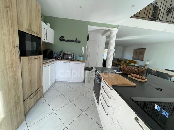 PAVILLON SUR SOUS SOL 6 CHAMBRES, HABITABLE PLAIN PIED