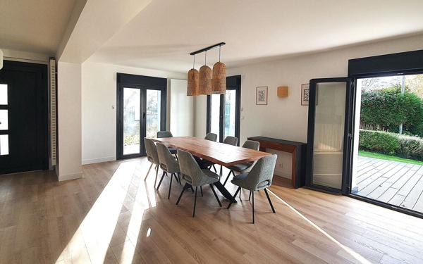 Maison à vendre    6 pièces •  Chaumes-en-Brie