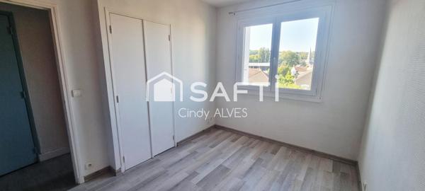 Appartement T3 avec ascenseur, cave et parking.