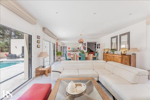 Maison à vendre 945 000 € Saint-Avertin 7 p 247 m² DPE A