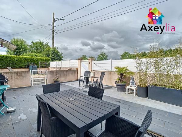 A VENDRE - RIORGES - MAISON ENTIÈREMENT RÉNOVÉE AVEC 4 CHAMBRES ET TERRAIN