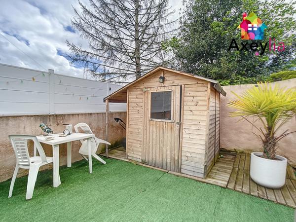 A VENDRE - RIORGES - MAISON ENTIÈREMENT RÉNOVÉE AVEC 4 CHAMBRES ET TERRAIN
