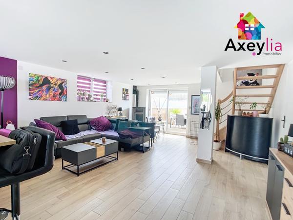 A VENDRE - RIORGES - MAISON ENTIÈREMENT RÉNOVÉE AVEC 4 CHAMBRES ET TERRAIN