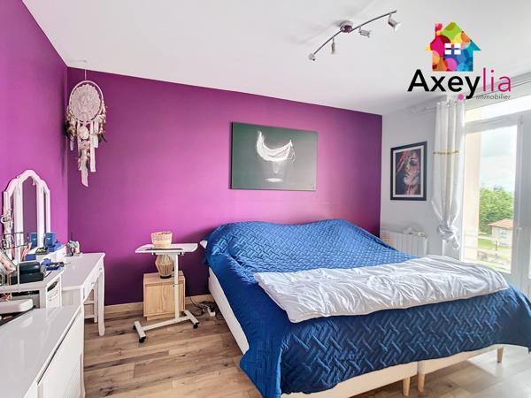 A VENDRE - RIORGES - MAISON ENTIÈREMENT RÉNOVÉE AVEC 4 CHAMBRES ET TERRAIN