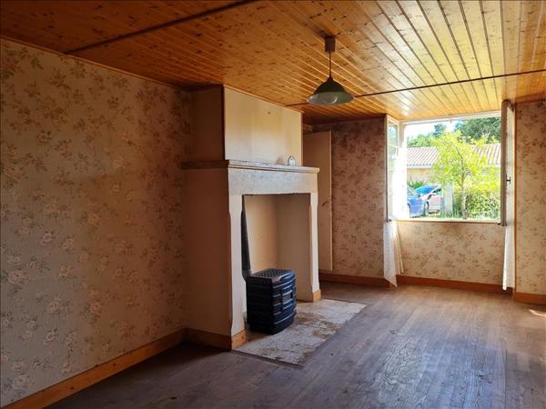 Maison à vendre |  Brossac |  3 pièces | 77 m²