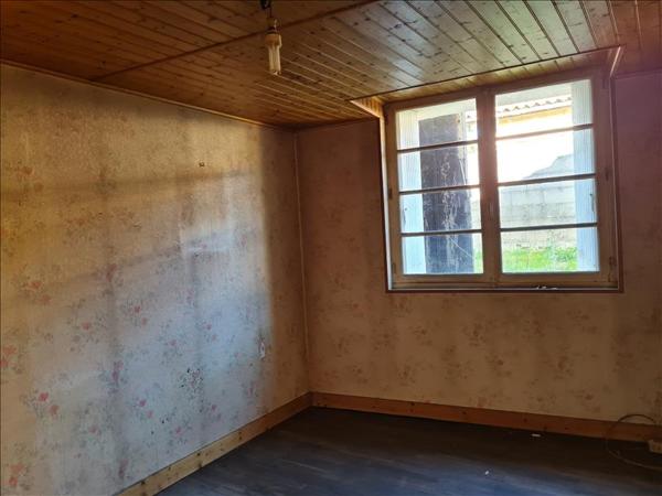 Maison à vendre |  Brossac |  3 pièces | 77 m²