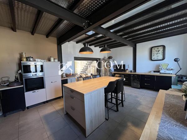 Maison 5 pièce(s) 3 chambre(s) 145 m²