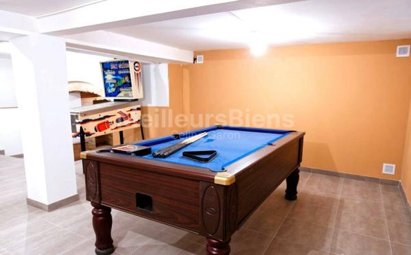 Magnifique maison de ville en rue piétonne