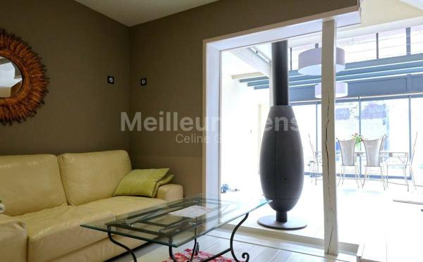 Magnifique maison de ville en rue piétonne