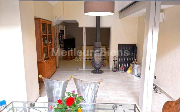 Magnifique maison de ville en rue piétonne