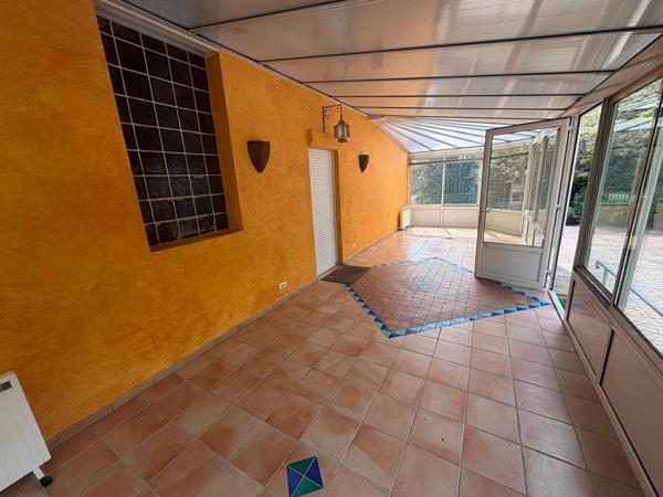 Maison 14 pièce(s) 328 m2