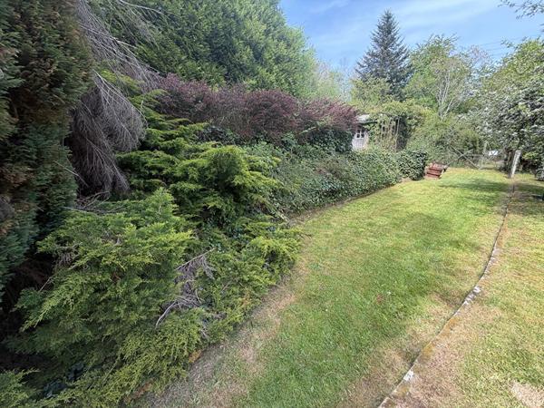 Maison 14 pièce(s) 328 m2
