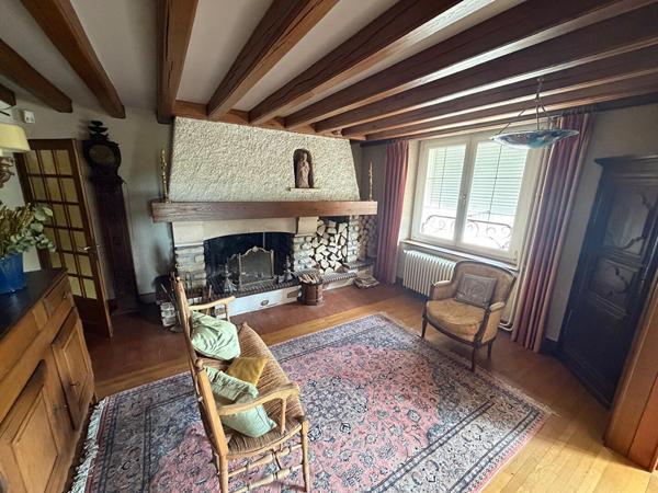 Maison 14 pièce(s) 328 m2
