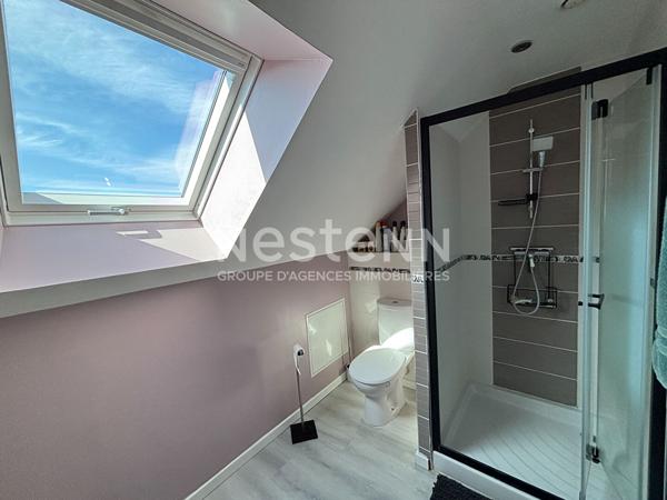 Maison familiale 4 chambres, 151 m² au sol, sans travaux à Mayet