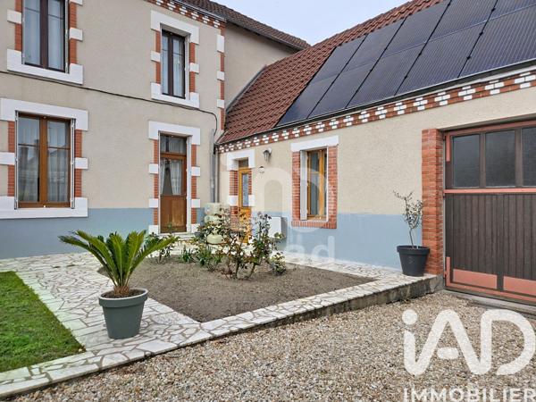 Maison à vendre 5 pièces 141 m² Vierzon