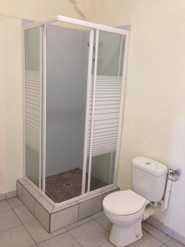 Vente                                                      Immeuble
                        
                     10 pièces                      165 m2                     à Fort-de-France