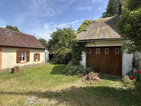 CHARMANTE MAISON DE CAMPAGNE, BEAU POTENTIEL, JARDIN ARBORE