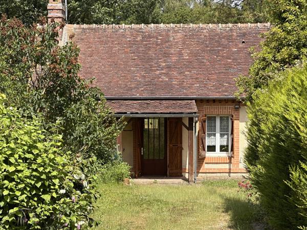 CHARMANTE MAISON DE CAMPAGNE, BEAU POTENTIEL, JARDIN ARBORE