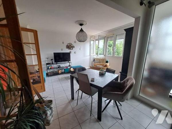NOUVEAUTÉ - TRENTE CINQ NOTAIRES
Appartement 4 pièces - Quartier Bréquigny
Idéalement situé d...