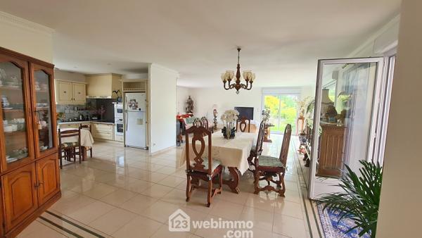 Maison 230 m² à Milly-la-Forêt 91490