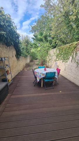 Lavérune (34880) Laverune Maison de ville+garage +T2. Un petit havre de paix