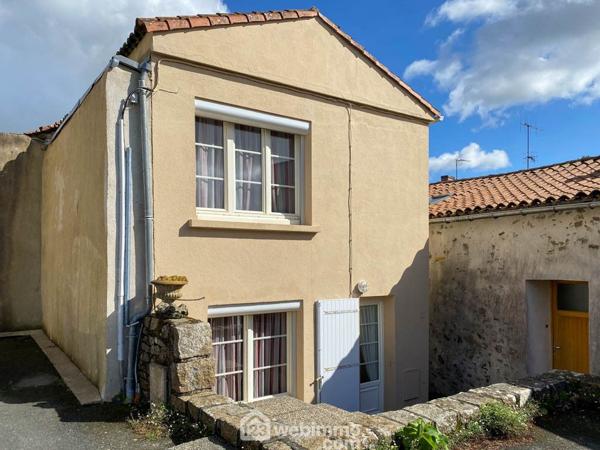 Maison de ville 93 m² à Pouzauges 85700