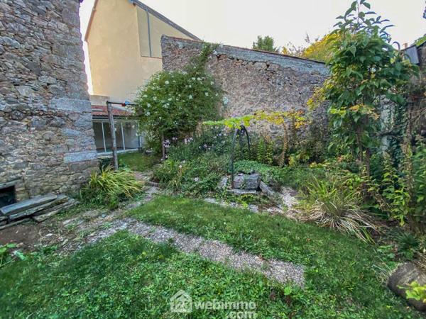Maison de ville 93 m² à Pouzauges 85700