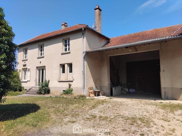Maison de village 145 m² à Les Hauts-de-Chée 55000