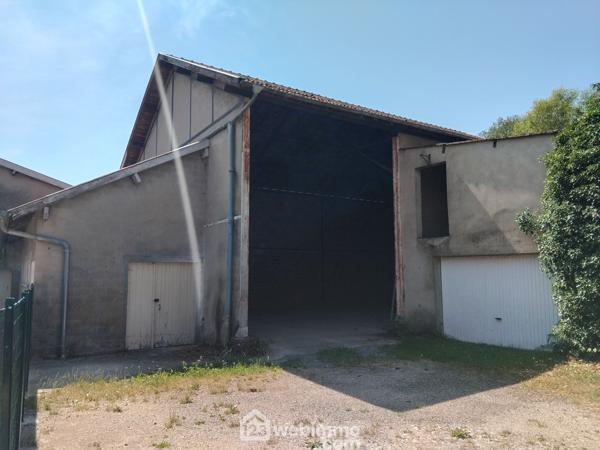 Maison de village 145 m² à Les Hauts-de-Chée 55000