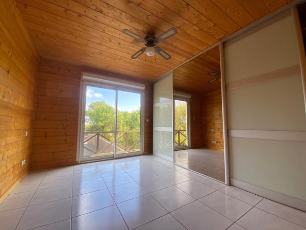 GUJAN - LA HUME ! Maison 5P de 146 m2, parcelle de 1560 m2 !
