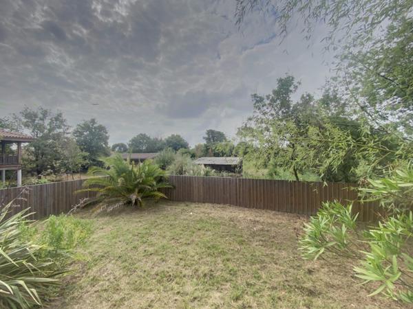 GUJAN - LA HUME ! Maison 5P de 146 m2, parcelle de 1560 m2 !