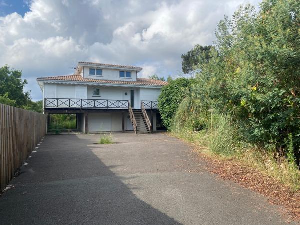GUJAN - LA HUME ! Maison 5P de 146 m2, parcelle de 1560 m2 !