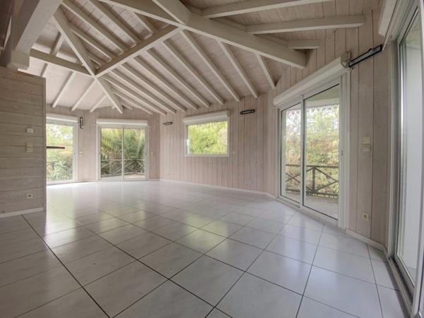 GUJAN - LA HUME ! Maison 5P de 146 m2, parcelle de 1560 m2 !