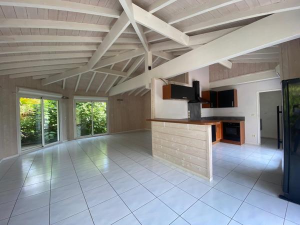 GUJAN - LA HUME ! Maison 5P de 146 m2, parcelle de 1560 m2 !