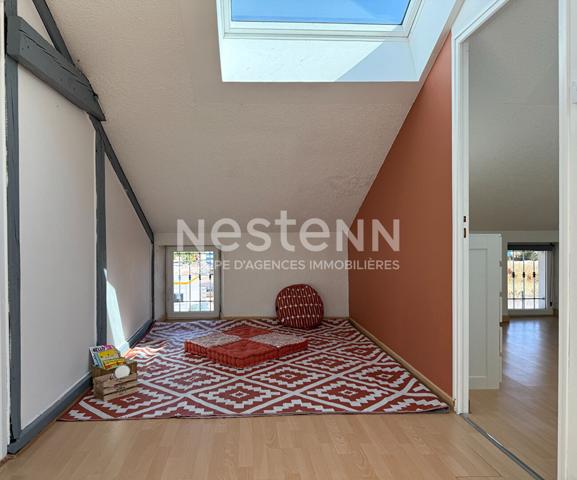 IMMEUBLE - QUARTIER FAUBOUR/MIRIBEL - 3 GARAGES - TERRAIN