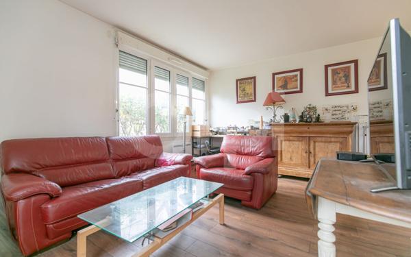 Appartement à vendre    2 pièces • 47,64 m2 Noisy-le-Grand