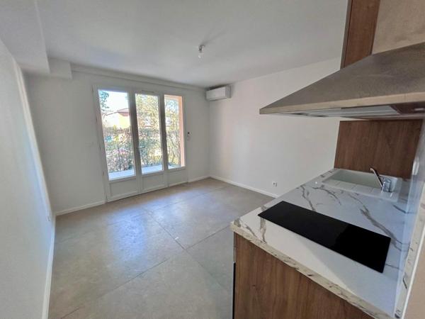 Appartement à COGOLIN, 83310 - 2 pièces 35m²