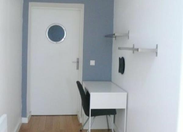 Appartement à louer    3 pièces • 96 m2 Fontainebleau