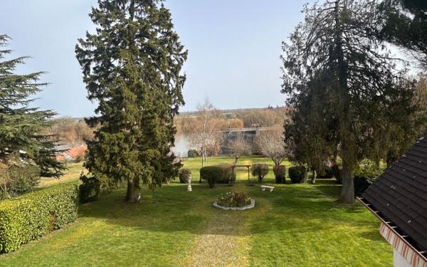 Maison à vendre    6 pièces •  Beaugency