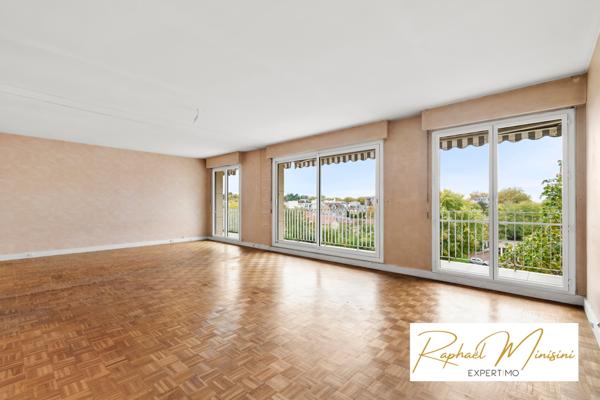 Versailles (78000) Appartement 5 pièces très lumineux, traversant EST-OUEST avec balcon