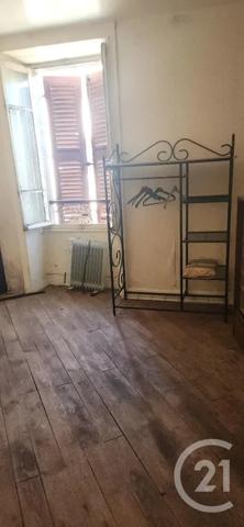 Immeuble à vendre  200 m 2   POLMINHAC  - 15