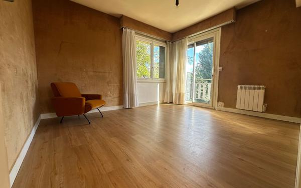 Maison à vendre    8 pièces • 210 m2 Le Plessis-Trévise